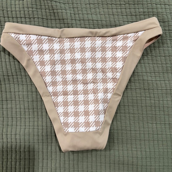 Beach Riot Bottoms L - Picture 3 of 3
